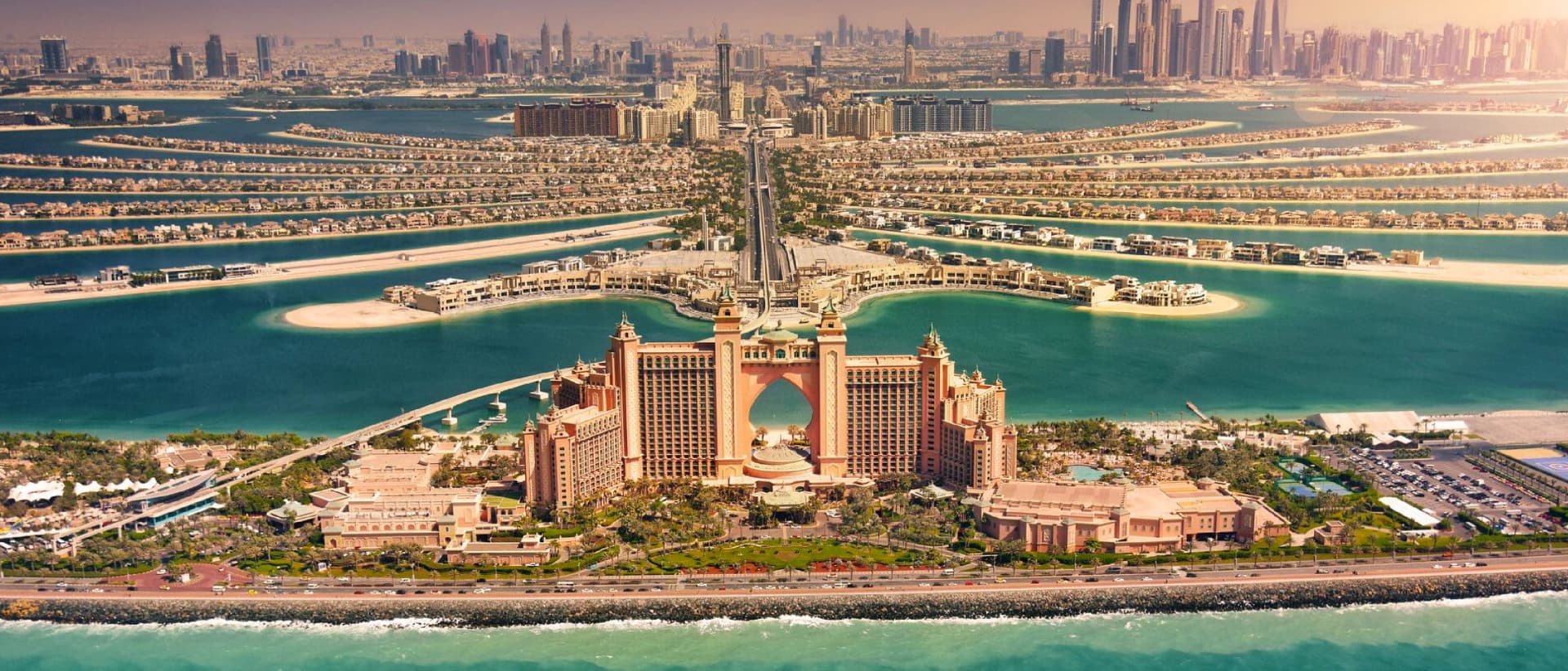 What to do in Palm Jumeirah for free? Budget-friendly activities
