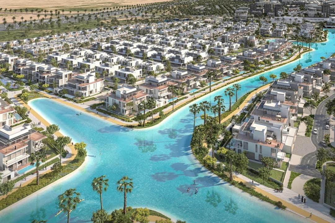 منطقة سكنية فاخرة مع ممرات مائية وفيلات